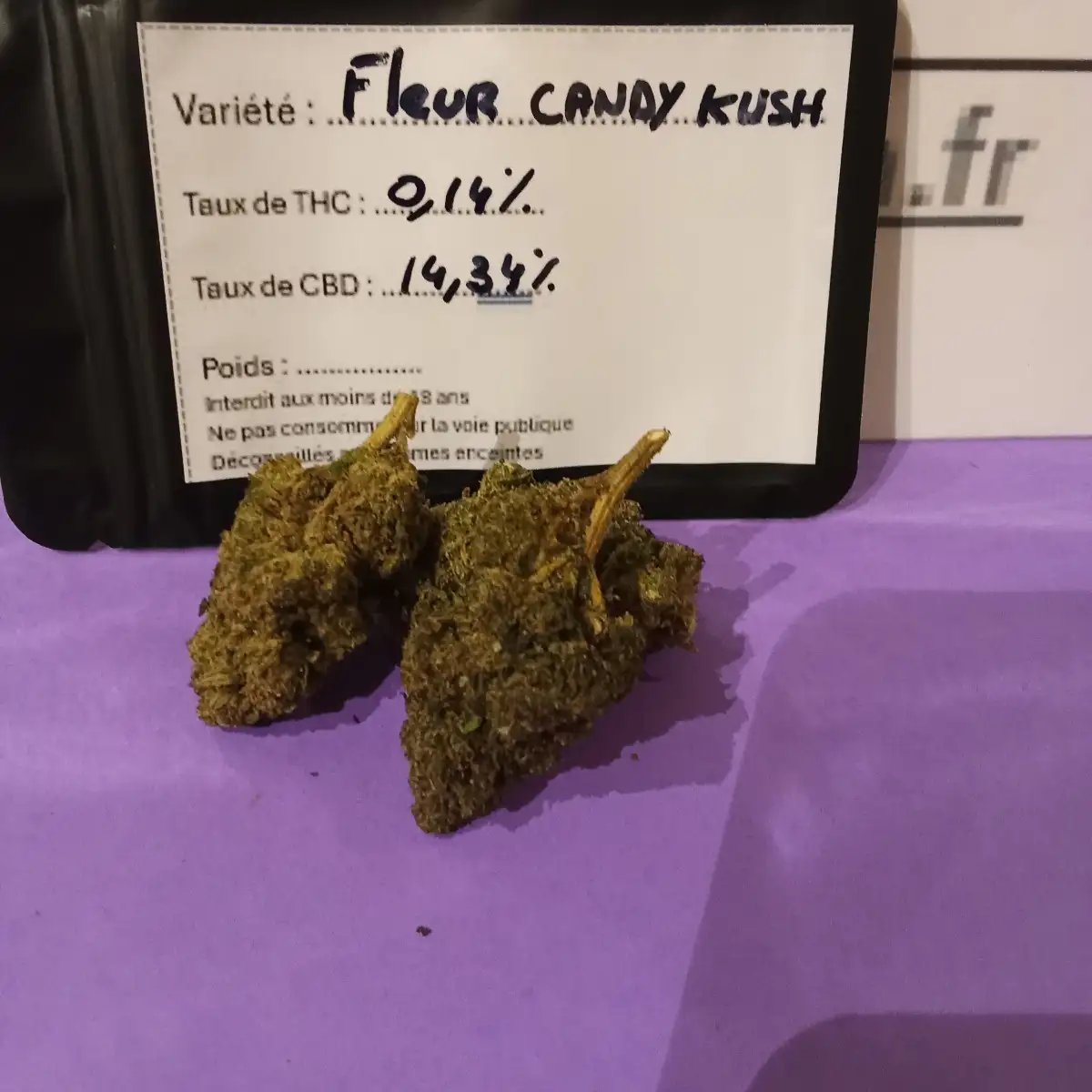 FLEURS CANDY CUSH